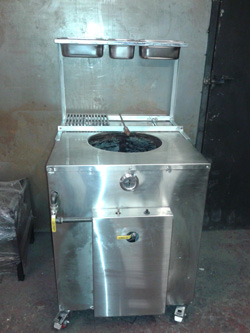 Tandoori Oven with Spice Rack